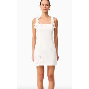 Elliatt Chantelle White 3D Floral Mini Dress NWT Medium Bridal Bachelorette